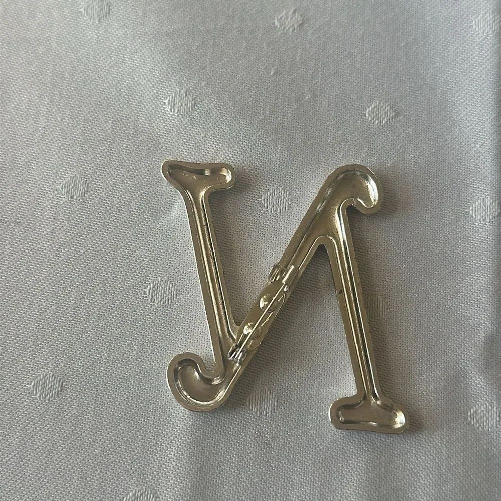Initial N Silver Brooch! - Picture 2 of 4